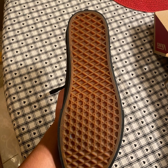Vans - Picture 5 of 5